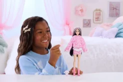 Barbie Cutie Reveal Cuddly lam med 10 overraskelser