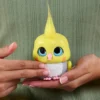 FurReal Handfuls - Cockatoo