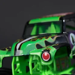 Monster Jam Megalodon Collector Truck 1:24