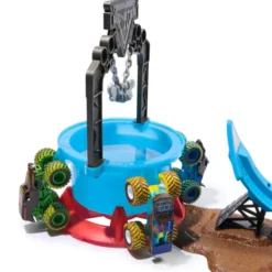 Monster Jam Mud Blasters Monster Mutt Dalmatian Dunk Tank
